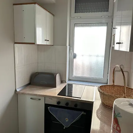 Just Renovated In The Center Apartment *
