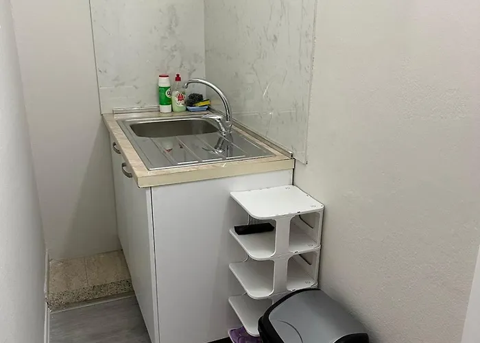 Just Renovated In The Center Διαμέρισμα