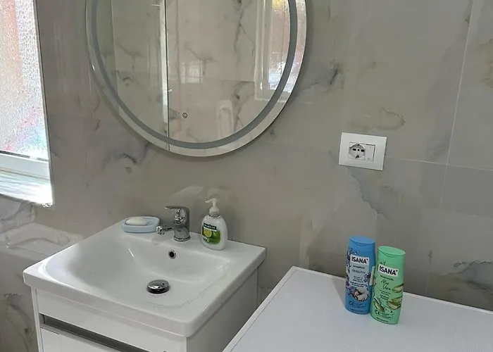 Just Renovated In The Center Apartmán *